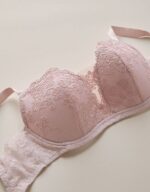 【ＣｕＣｕｔｅ　Ｌｕｘｅ】バストボリュームをコンパクトに、ミニマイズブラ  ３／４カップブラ - 画像 (6)